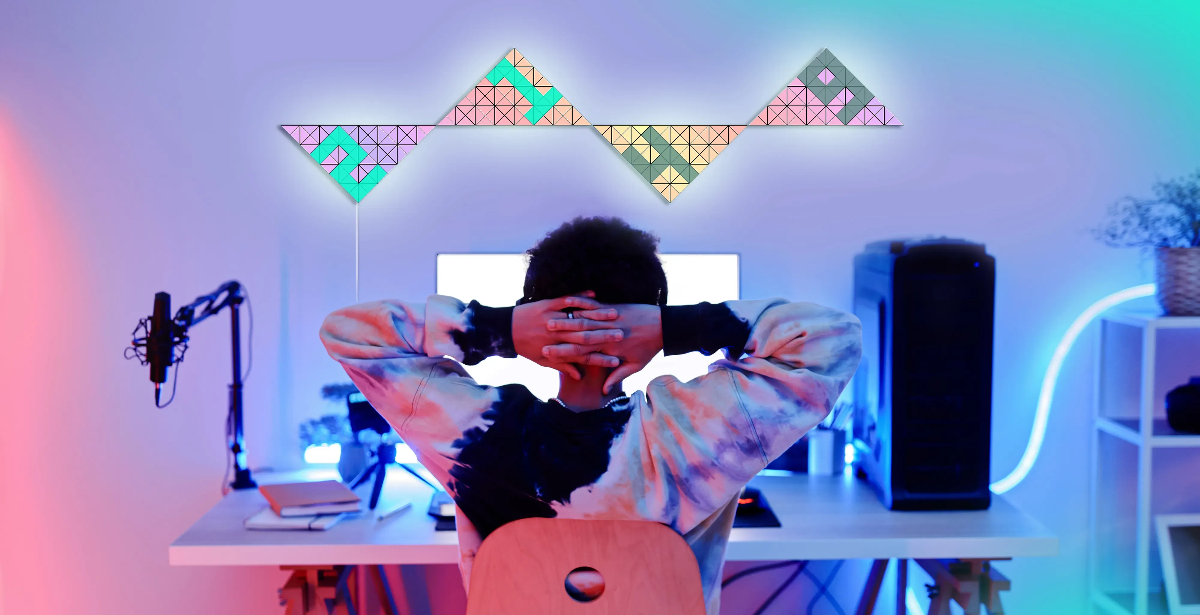 LaMetric SKY smart lighting - Personilize Your Clock Face - 4 panels